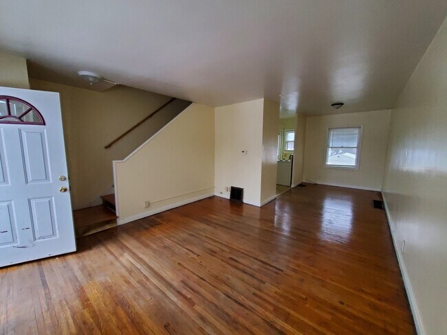 Building Photo - 1223 W Mullan Ave