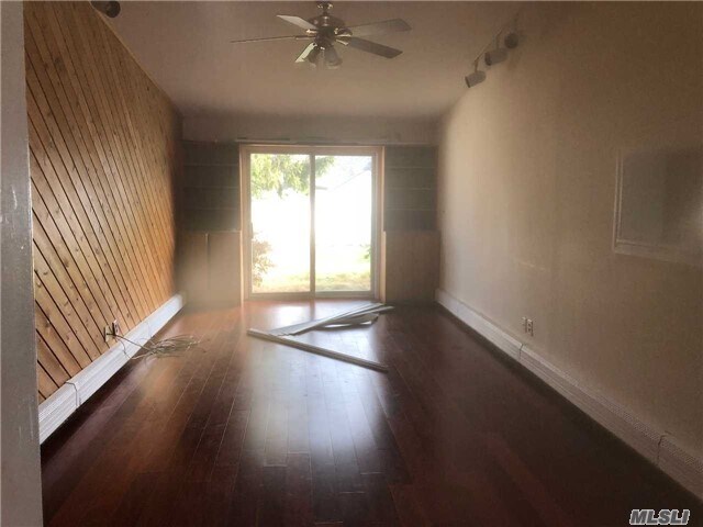 Foto del edificio - 33 Fireplace Ln