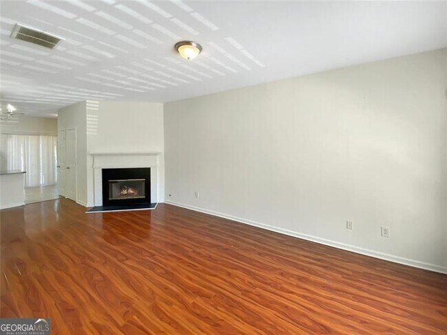 Foto del edificio - 368 Paden Cove Trail