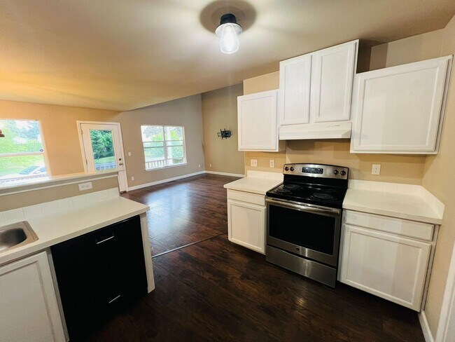 Foto del edificio - 4811 41st Ln SE