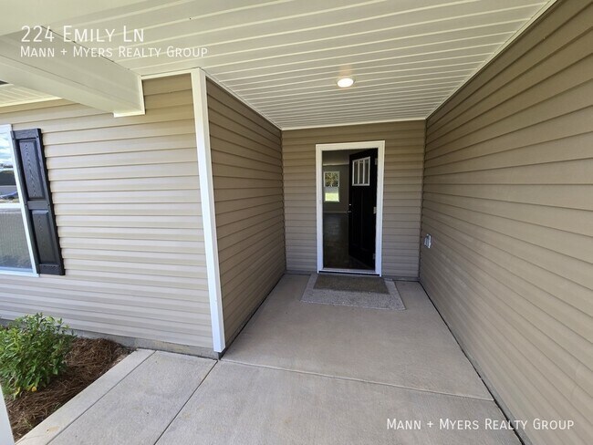Foto del edificio - 224 Emily Ln