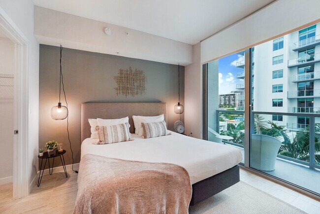 Foto del edificio - 3900 Biscayne Blvd