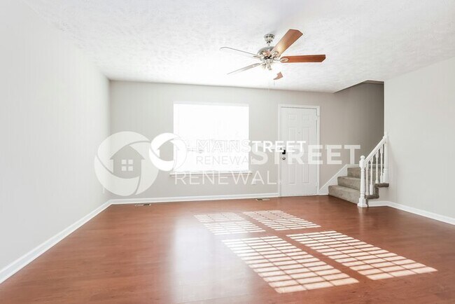 Building Photo - 2901 Ridgewood Dr