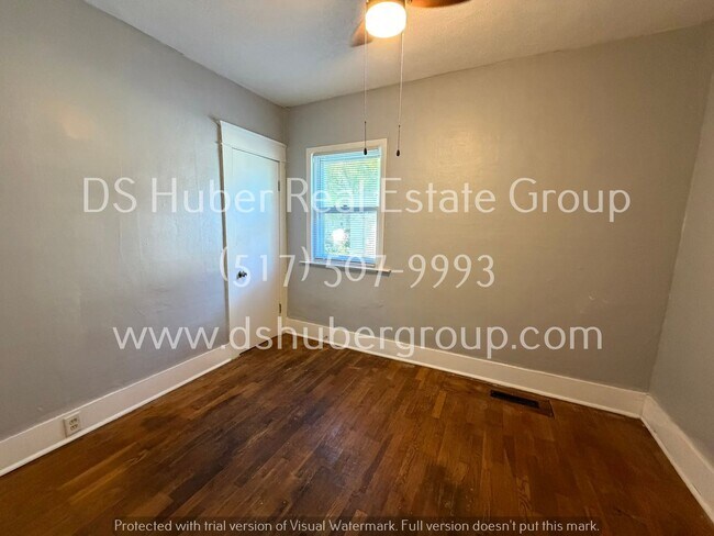 Building Photo - 619 Cooper Ave