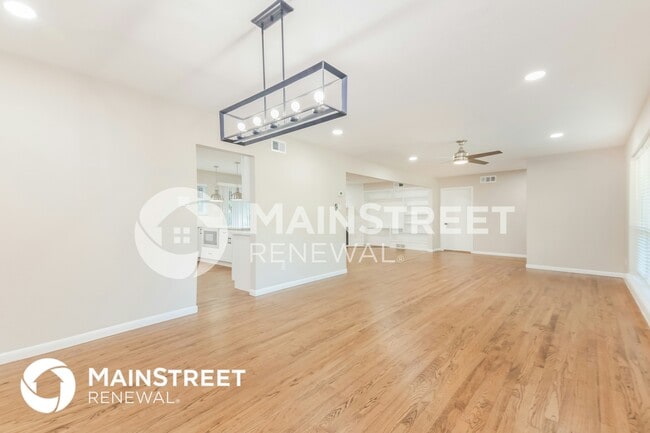 Foto del edificio - 6518 Ridgemont Dr