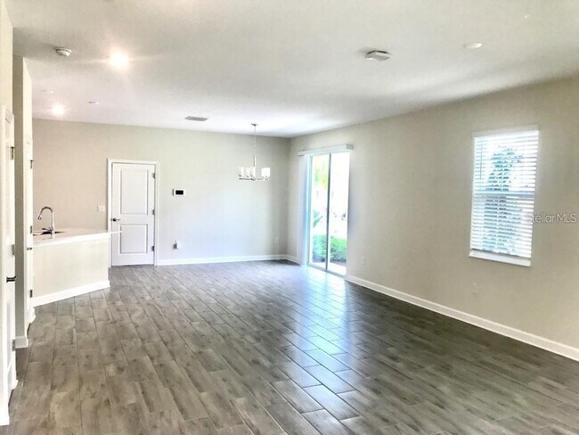 Building Photo - 1367 Shinnecock Hills Dr