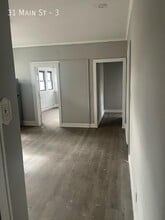 Building Photo - 31 Main St