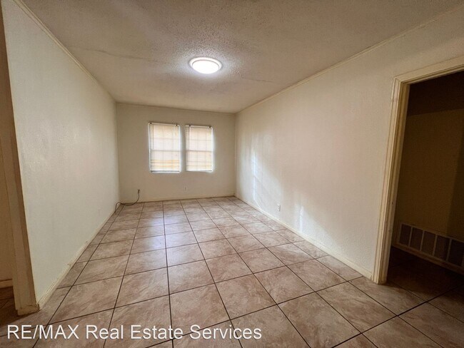 Foto del edificio - 2 br, 1 bath House - 1012 Wanda