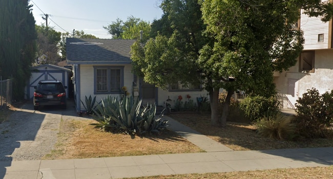 Building Photo - 1172 Alameda Ave