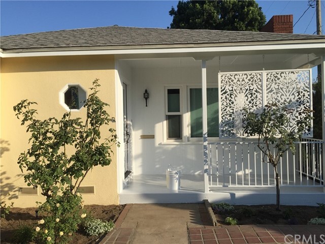 Building Photo - 1046 W Duarte Rd