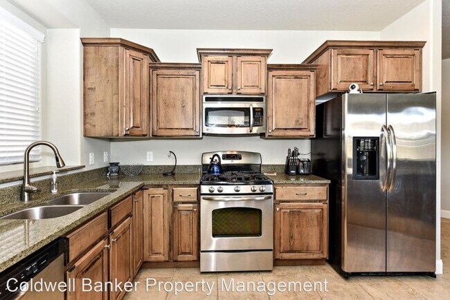 Foto del edificio - 3 br, 2 bath House - 262 E Munich
