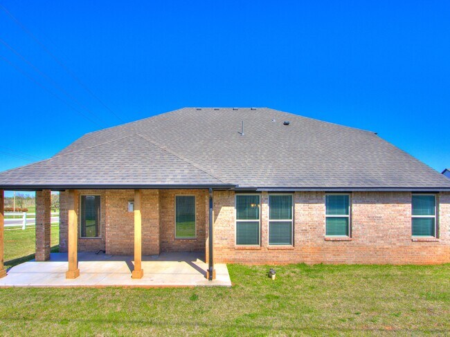 Building Photo - 16421 Water Stone Wy