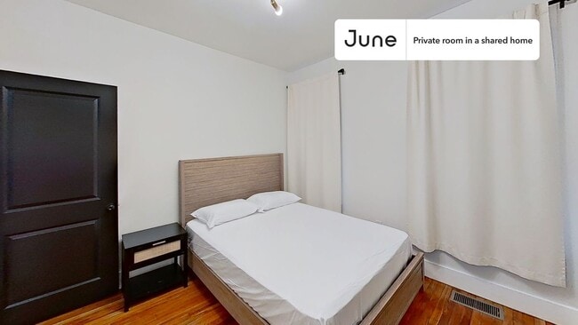 Building Photo - Room in Shared 5 bed/2 bath home