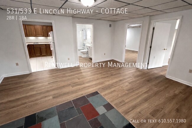 Foto del edificio - 531/533 E Lincoln Highway-COTTAGE