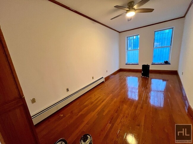Building Photo - Spacious Studio Apartment In Prospect Heights Across The Street From Brooklyn Museum
