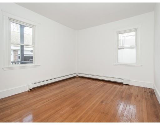 Building Photo - 40 Tappan St