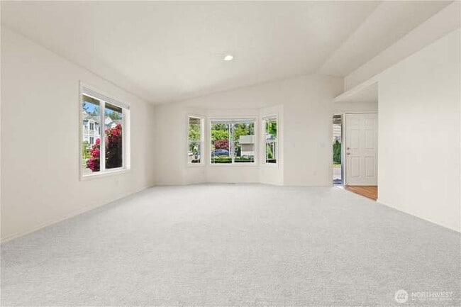 Building Photo - 7101 33rd Way NE