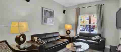 Foto del edificio - 14383 SW 9th Ct