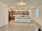 Foto principal - 4980 NW 83rd Ave
