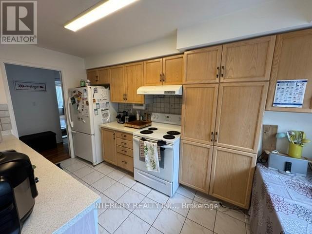 Photo du bâtiment - 800 Sheppard Ave W