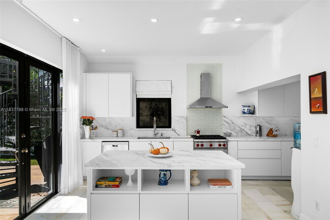 Foto del edificio - 110 3rd San Marino Terrace