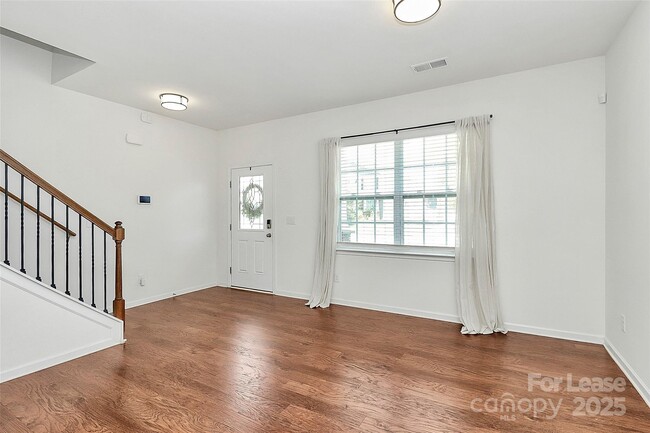 Building Photo - 181 Atwater Landing Dr