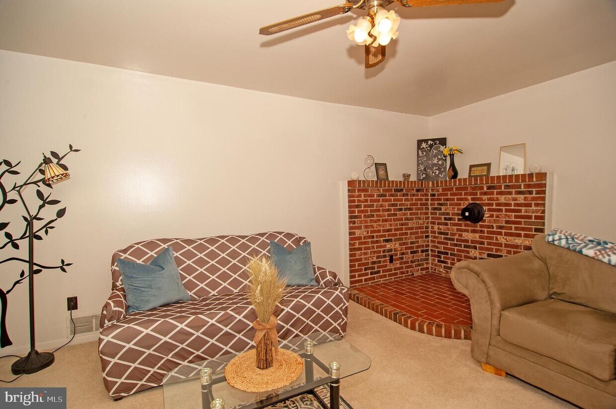 15 McKee Rd, Dover, DE 19904 House for Rent in Dover, DE