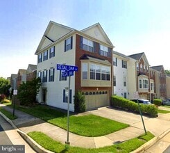 Building Photo - 6351 Regal Oak Dr