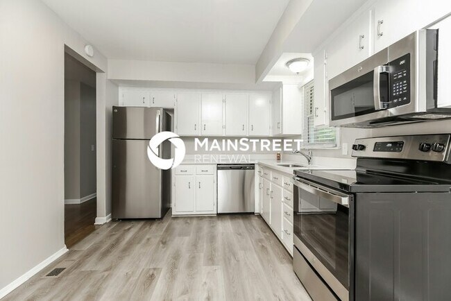 Building Photo - 311 Santa Rosa Dr