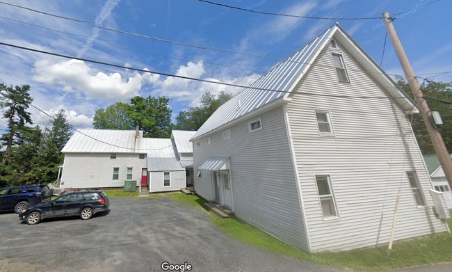 Building Photo - 224 Rainbow St