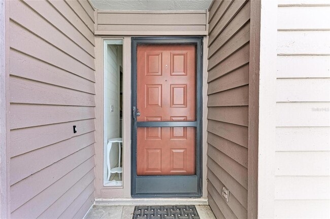 Building Photo - 3946 Wilshire Cir E