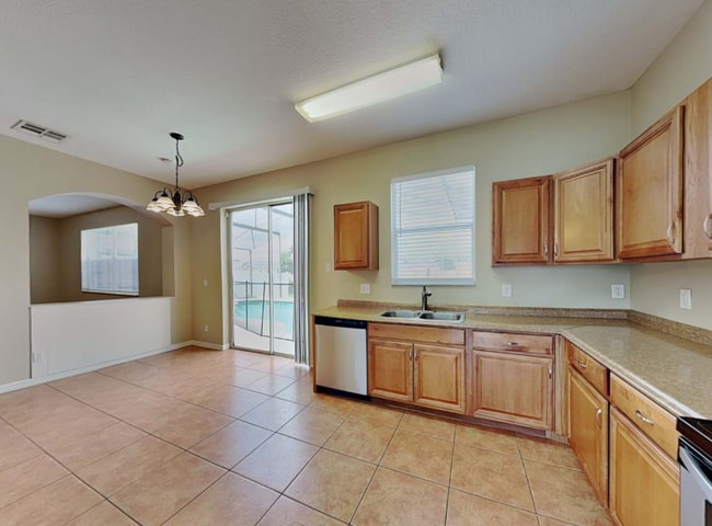 Building Photo - 2245 Mallard Creek Cir