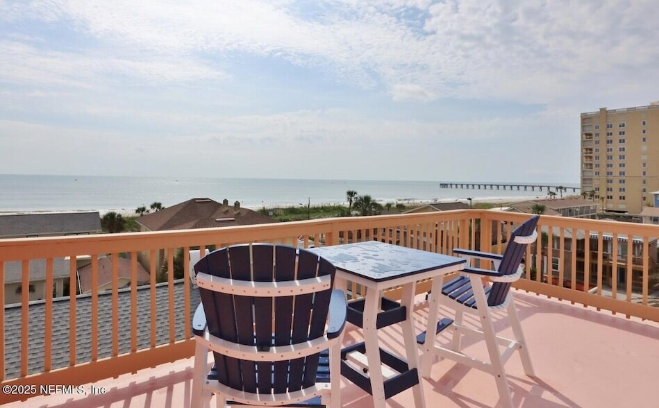 Foto principal - 1111 1st St N