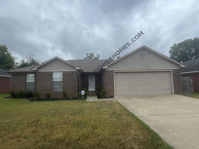 Foto principal - 1620 Josh Dr. Conway, AR 72034