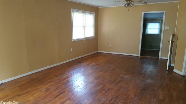 Building Photo - 11 Sequoyah Ridge Rd