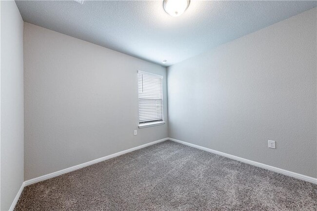 Building Photo - 1512 Fort Dessau Rd