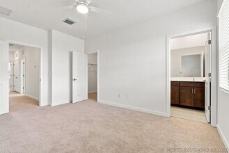 Building Photo - 147 Lakeside Lndg Ct