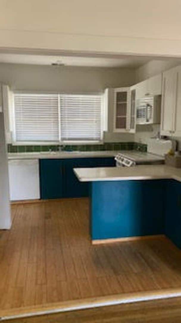 Building Photo - Beautiful Spacious Home - 1 Month Free