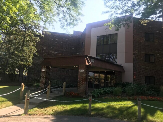 Foto del edificio - 1112 Castilian Ct