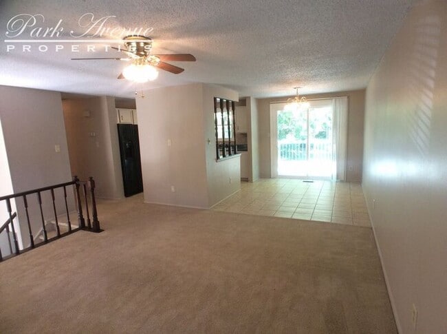 Building Photo - 8115 Bald Ridge Dr