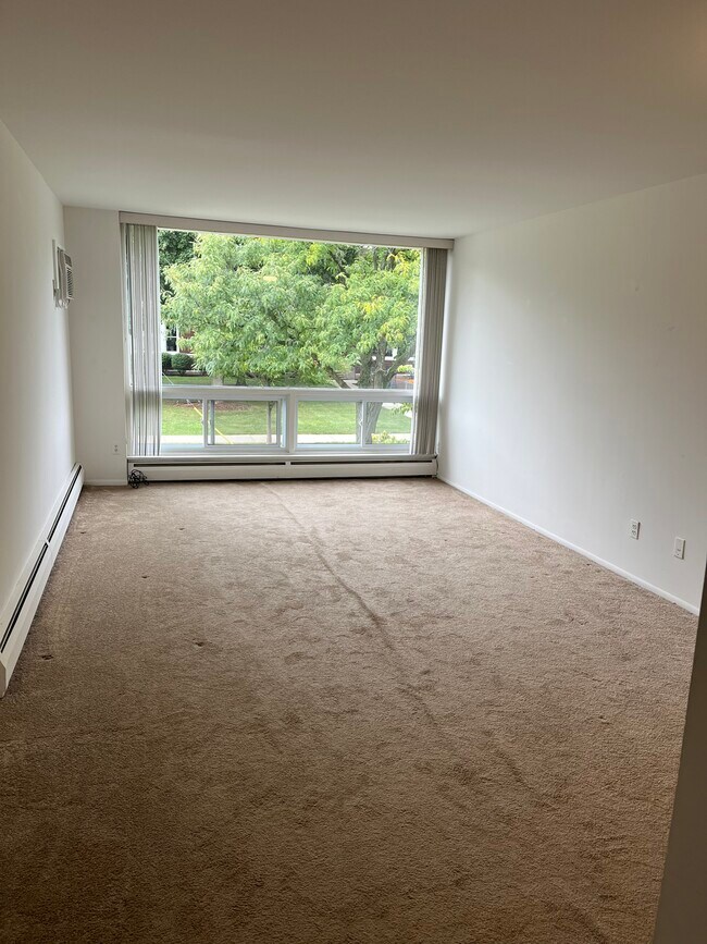 150 Bird Ave Unit 28, Birmingham, MI 48009 Condo for Rent in Birmingham, MI