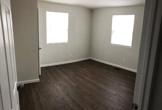 Foto del edificio - 125 Borton Dr