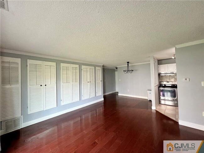 Building Photo - 7311 Tamarron Dr