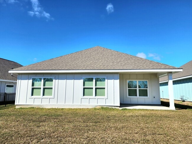 Building Photo - 3/2 home in Aventura subdivision