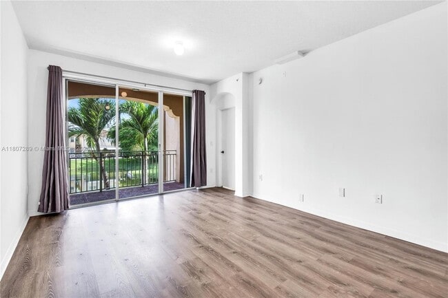 Building Photo - 6700 NW 114th Ave