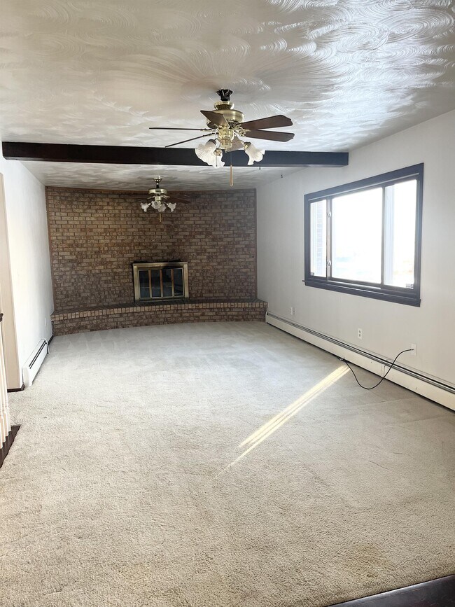 Building Photo - 8580 Alkire St