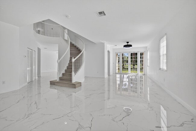 Building Photo - 2089 Reston Cir