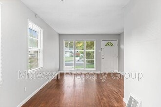 Building Photo - 306 Banff Cir