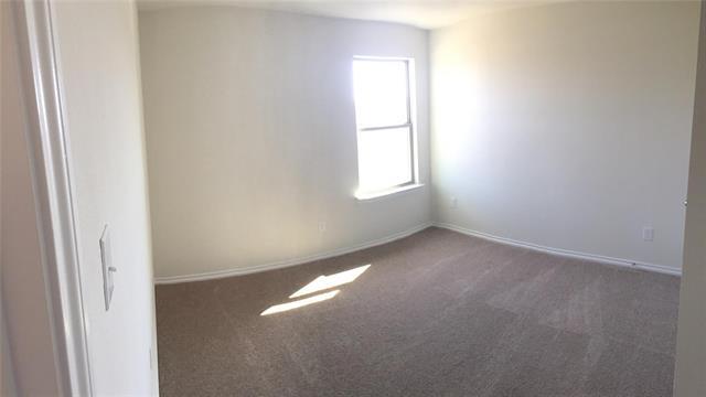 Building Photo - 1516 Chama Dr