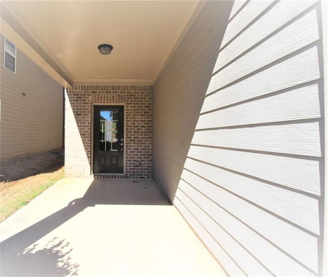 Building Photo - 5196 Apple Grove Rd NE